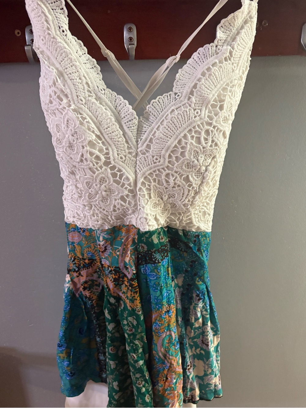 Oscar-ST White Lace Bodice with Teal Floral Skirt Chemise